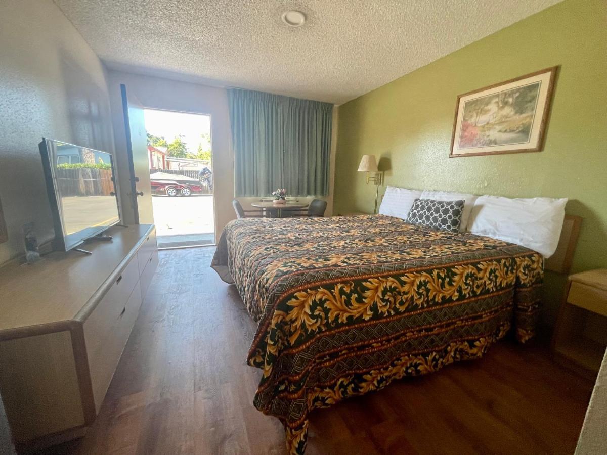 Regency Inn Lakeport Eksteriør billede
